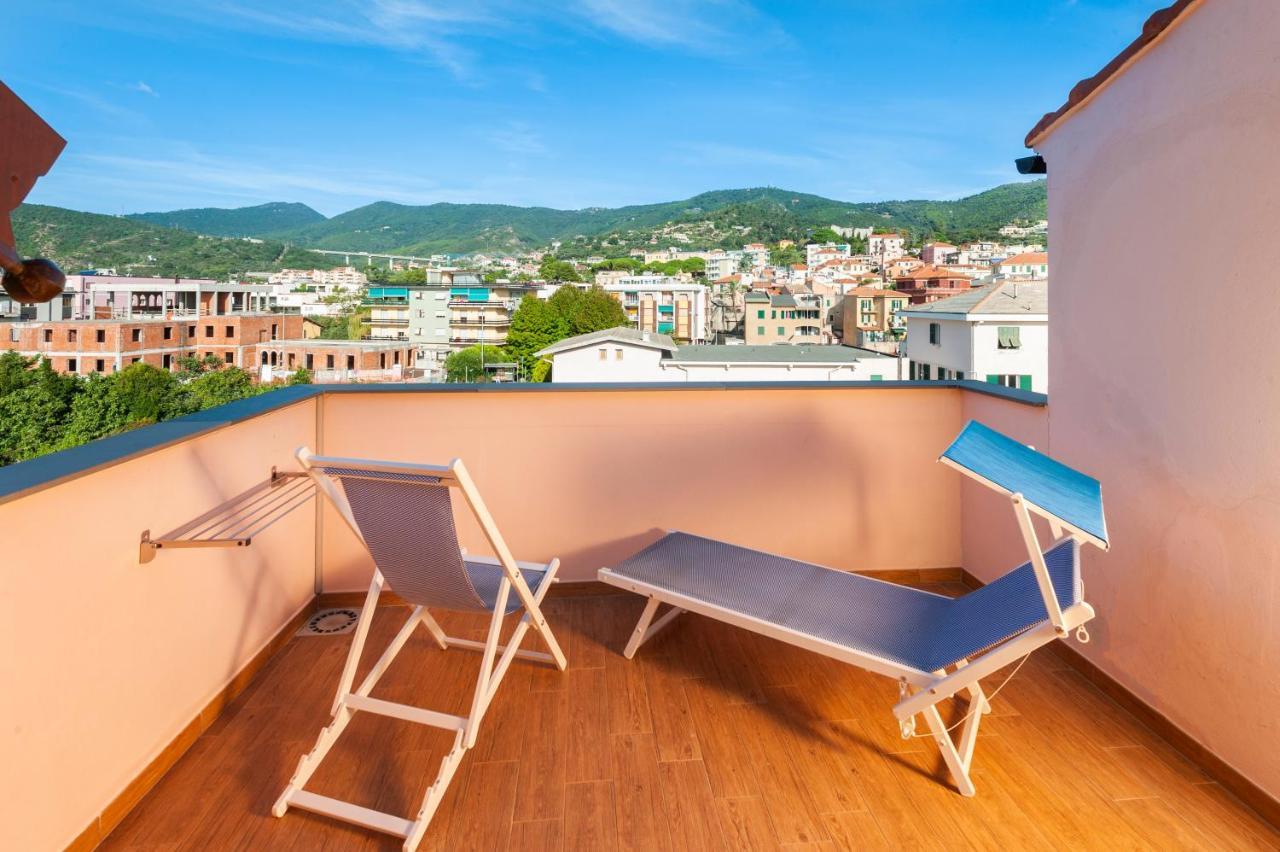 Hotel Melograno Spotorno Exterior photo