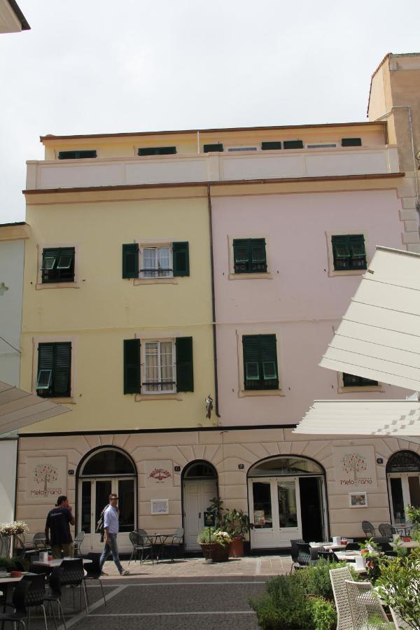 Hotel Melograno Spotorno Exterior photo