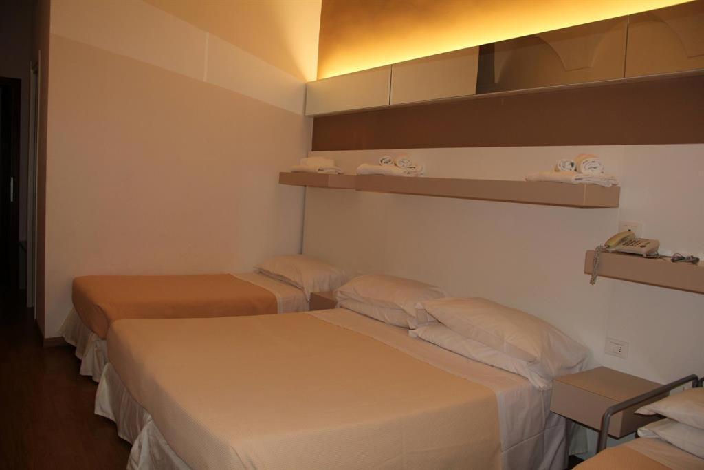Hotel Melograno Spotorno Exterior photo